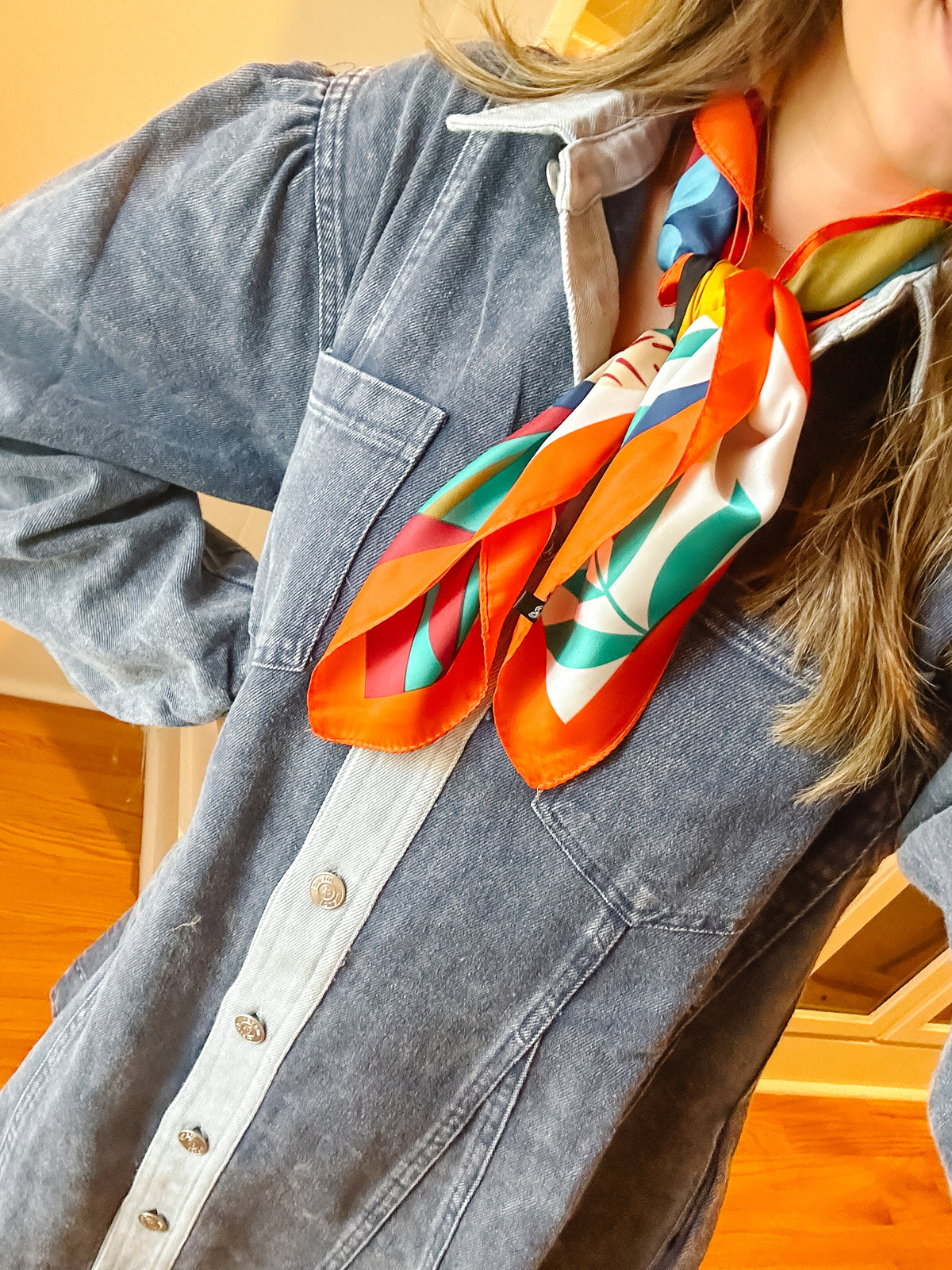 Abstract Scarf